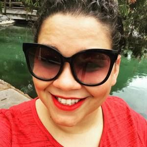 Meet your Posher, Alicia